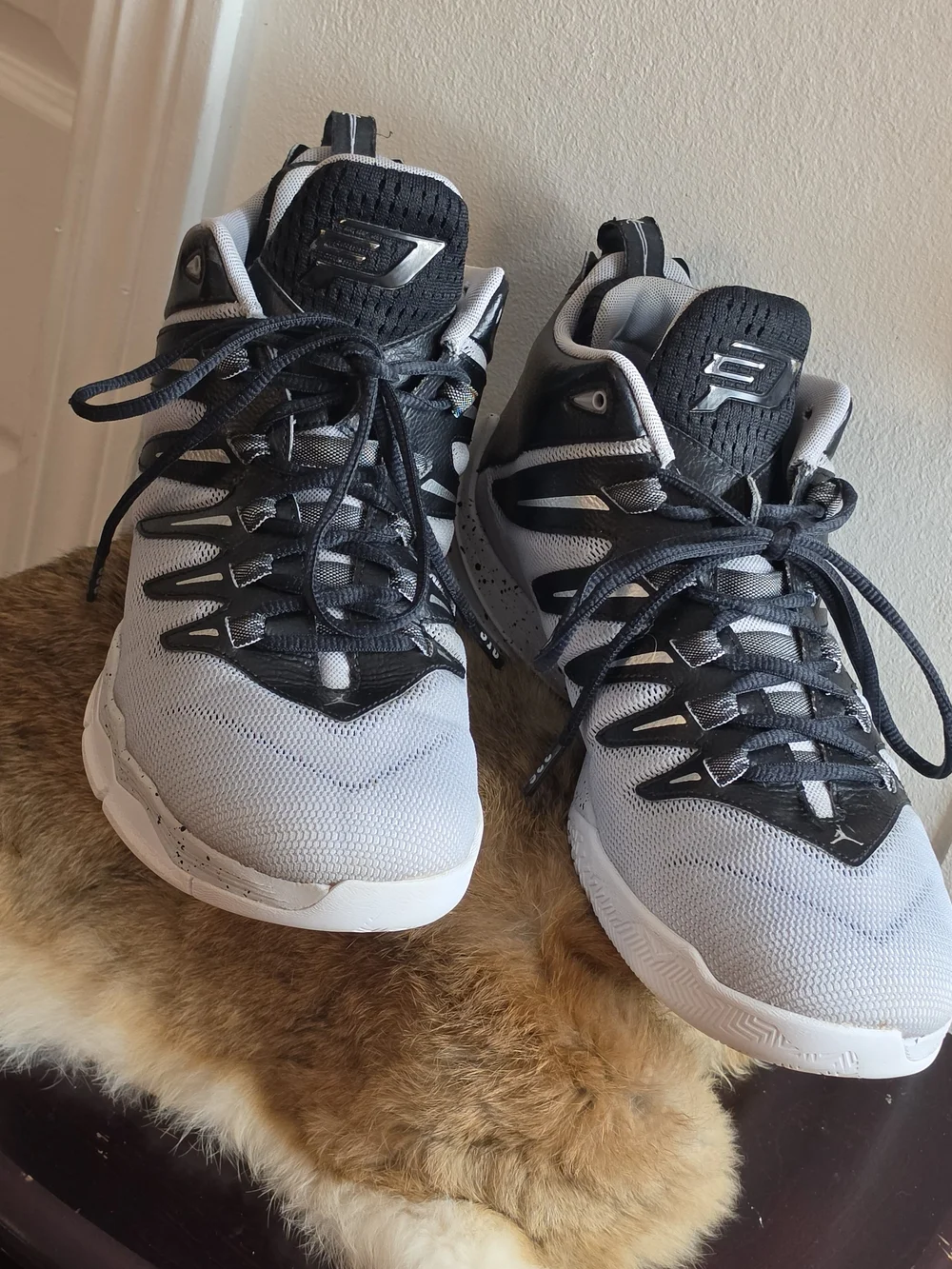 Jordan Men's Gray and Black High-Top Athletic Basketball Shoes